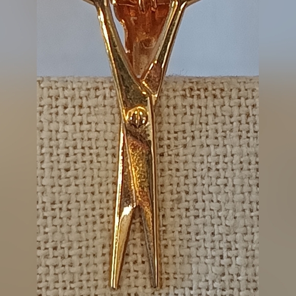 🔆𝟲/$𝟮𝟬 𝗩𝘁𝗴.𝗚𝗼𝗹𝗱 𝗦𝗰𝗶𝘀𝘀𝗼𝗿𝘀 𝗖𝗹𝗶𝗽 𝗕𝗿𝗼𝗼𝗰𝗵𝗲 - Picture 5 of 8